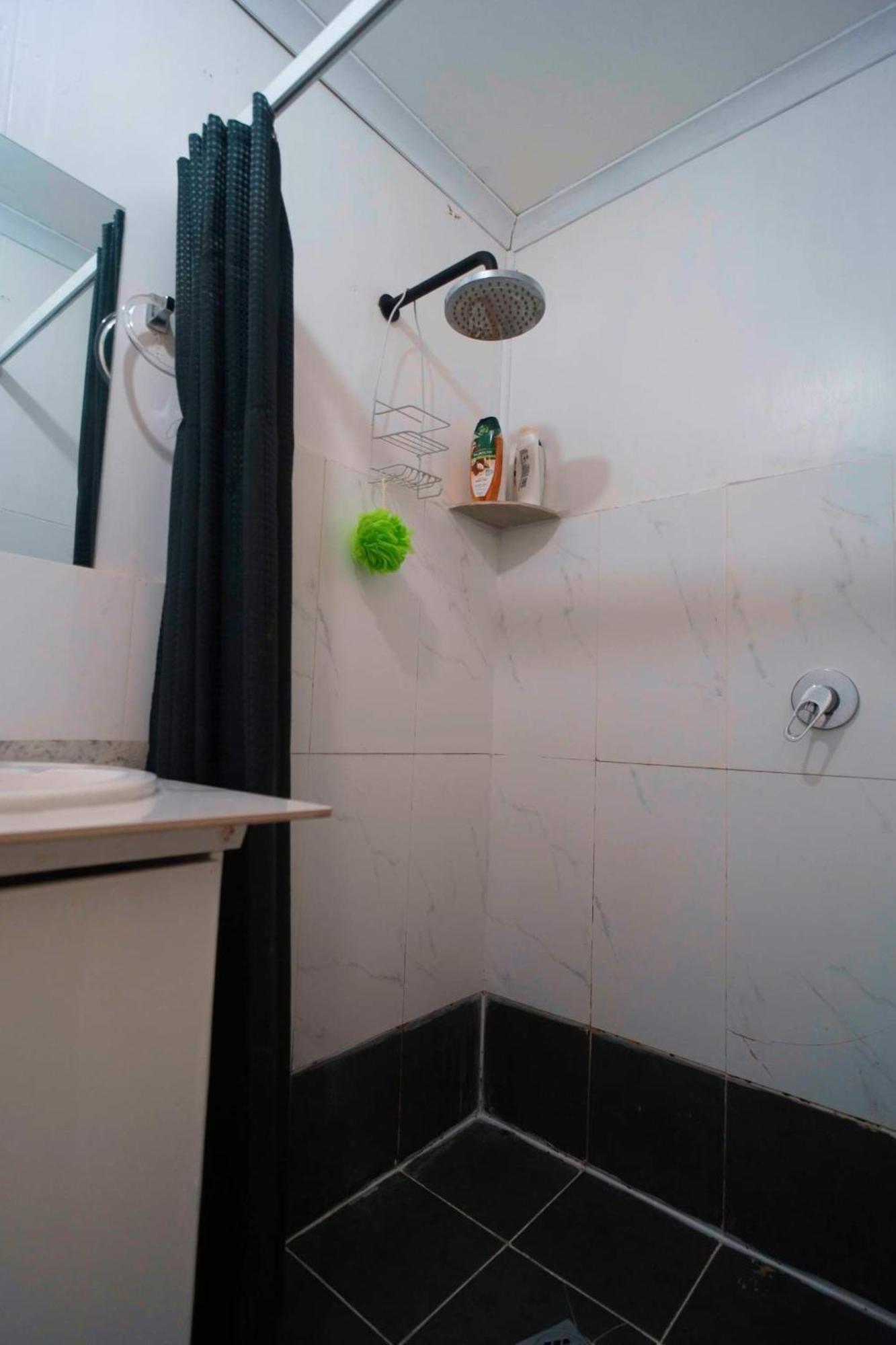 Jjjgm Place @ Alex Hills Ormiston Экстерьер фото